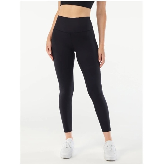 Sofia Vergara Leggings - Picture 1 of 3